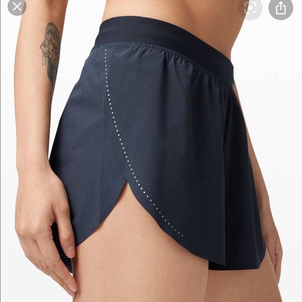 Lululemon Find Your Pace shorts